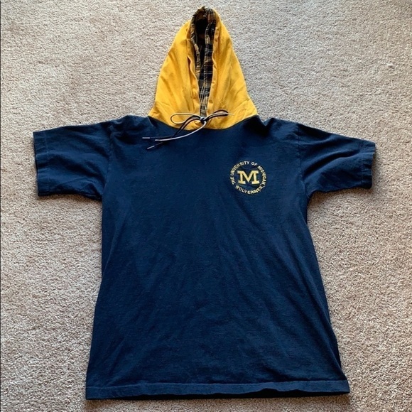 University of Michigan hoodie - Picture 1 of 5